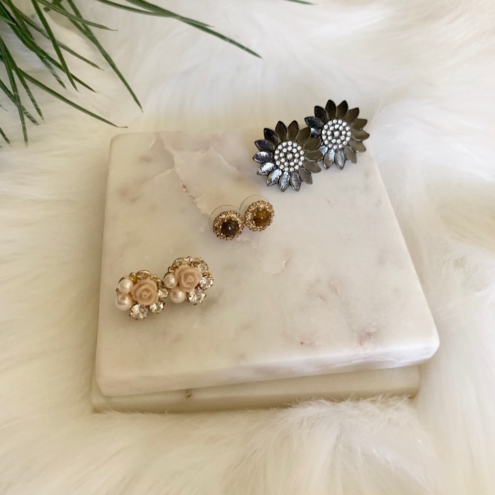 ❌SOLD❌Set of earrings